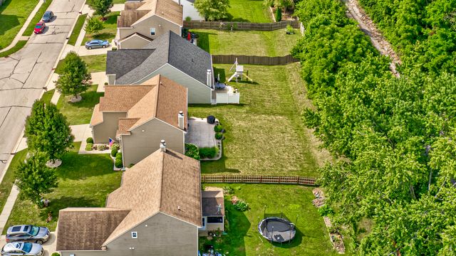 6562 Clary Circle Drive, Greenwood, IN 46143