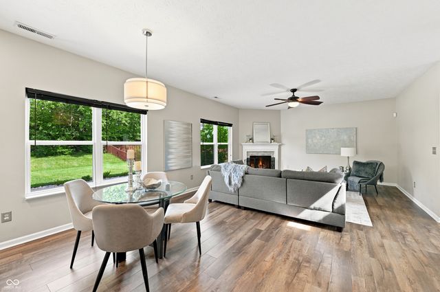 6562 Clary Circle Drive, Greenwood, IN 46143