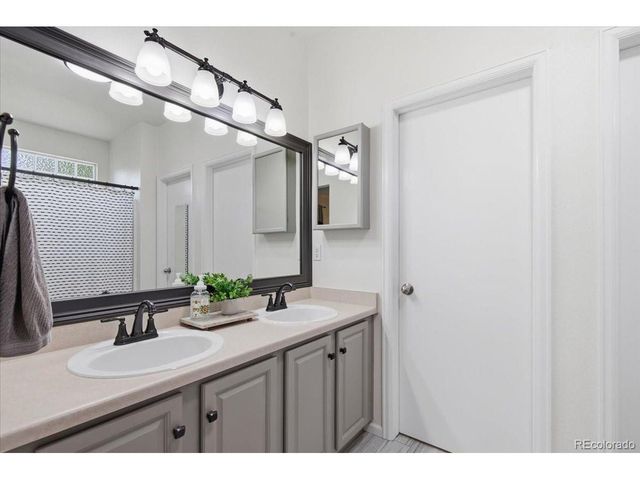 6838 W Rockland Pl, Littleton, CO 80128