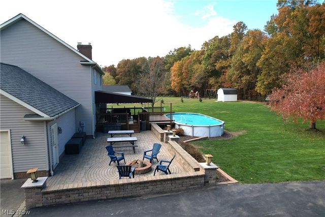 7700 Meadowood Drive, Canfield, OH 44406