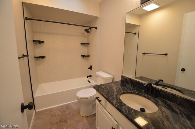 7700 Meadowood Drive, Canfield, OH 44406