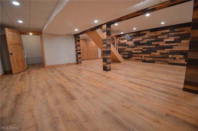 7700 Meadowood Drive, Canfield, OH 44406