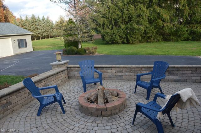 7700 Meadowood Drive, Canfield, OH 44406