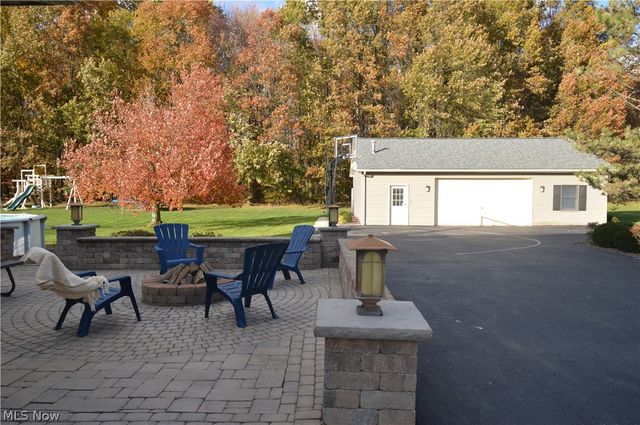 7700 Meadowood Drive, Canfield, OH 44406