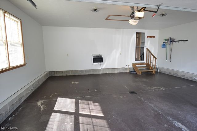 7700 Meadowood Drive, Canfield, OH 44406