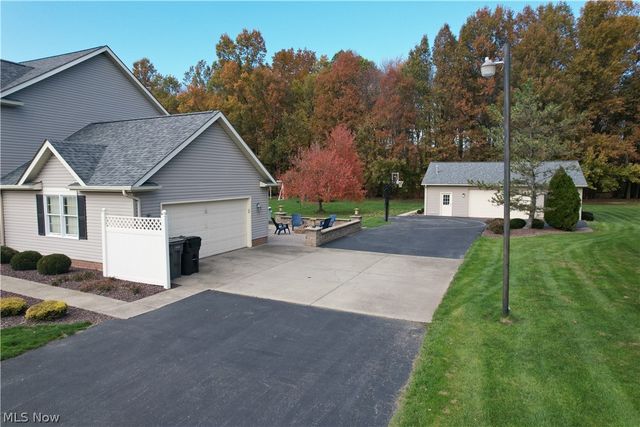 7700 Meadowood Drive, Canfield, OH 44406