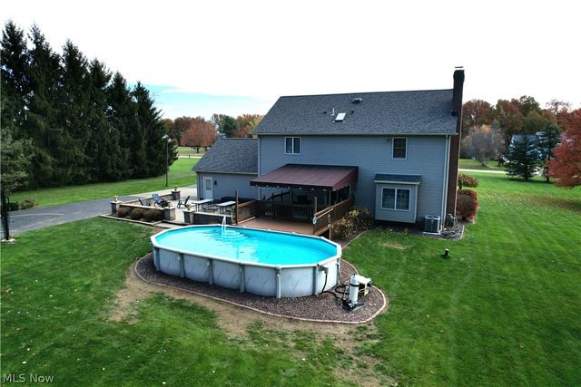 7700 Meadowood Drive, Canfield, OH 44406