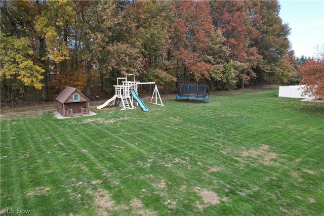 7700 Meadowood Drive, Canfield, OH 44406