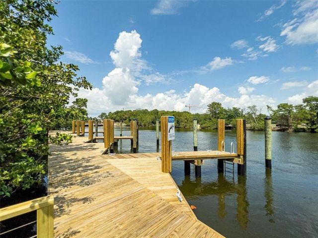 16385 Biscayne Blvd 1202, North Miami Beach, FL 33160