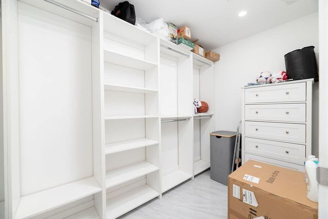 16385 Biscayne Blvd 1202, North Miami Beach, FL 33160