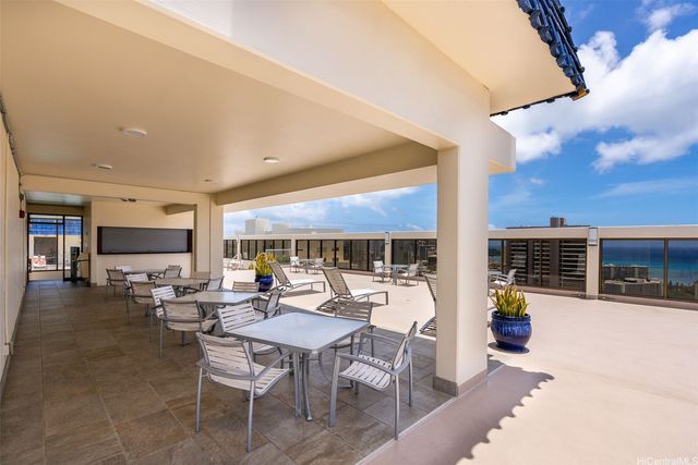 400 Hobron Lane 1208, Honolulu, HI 96815