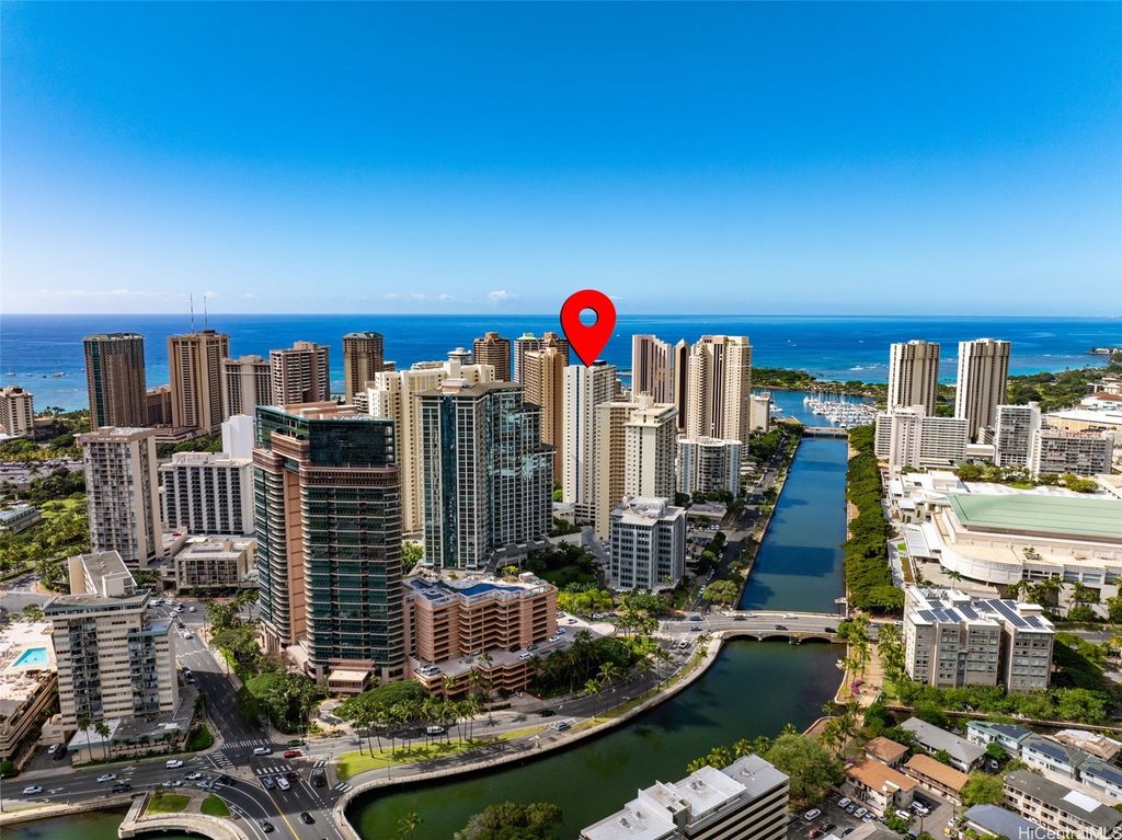 400 Hobron Lane 1208, Honolulu, HI 96815
