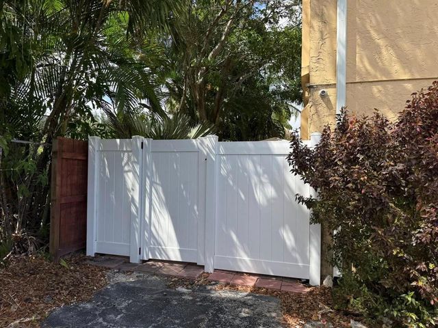3251 SW 44th Street 100, Dania Beach, FL 33312