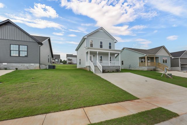 2667 Scott Dr, Clarksville, TN 37042