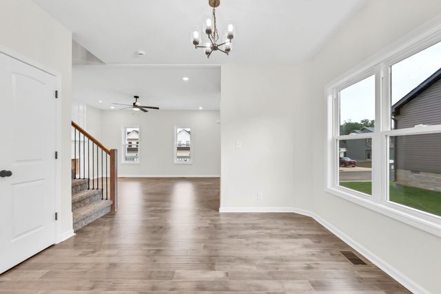 2667 Scott Dr, Clarksville, TN 37042