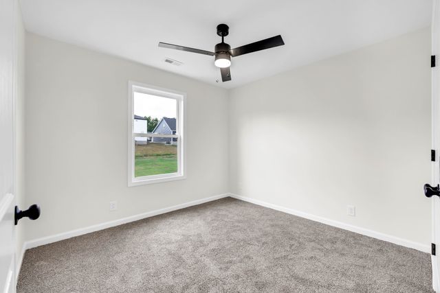 2667 Scott Dr, Clarksville, TN 37042