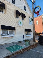 225 South Robinson Avenue, Pen Argyl Boro, PA 18072