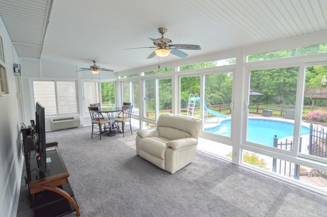 10053 Haven Hill Drive, Florence, KY 41042