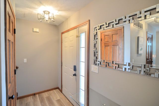 10053 Haven Hill Drive, Florence, KY 41042