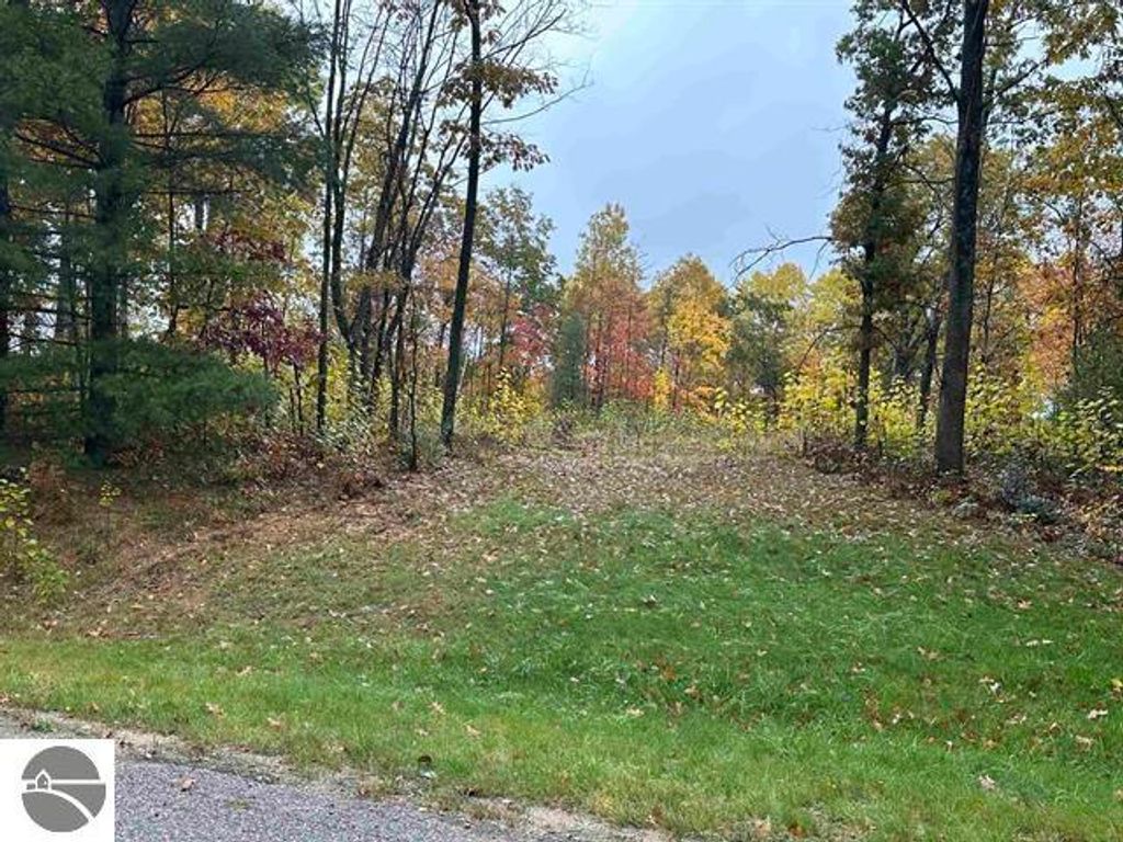 Image 2 of property listing at Lot #6 N Circle E, Farwell, MI 48622