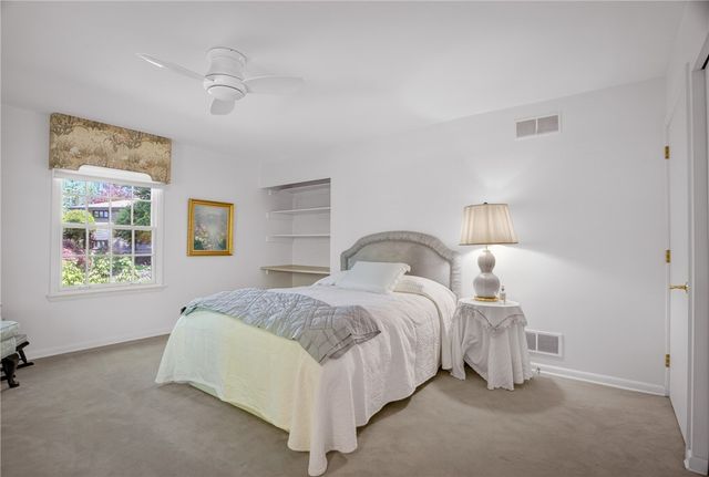 103 WILMAR, Fox Chapel, PA 15238