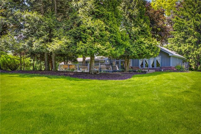 103 WILMAR, Fox Chapel, PA 15238
