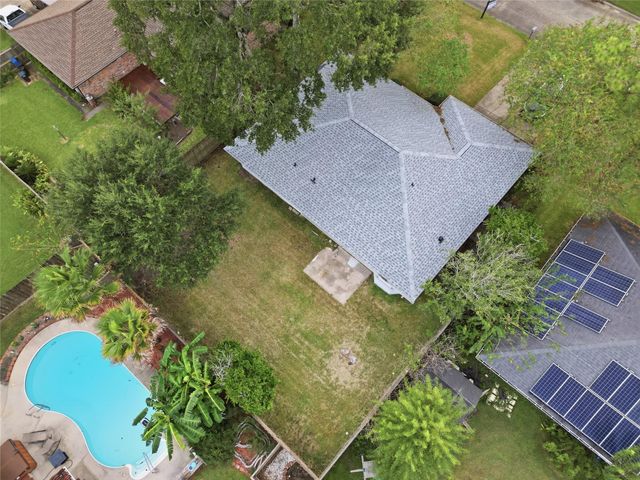 2204 Mimosa Court, League City, TX 77573