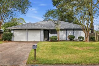 2204 Mimosa Court, League City, TX 77573