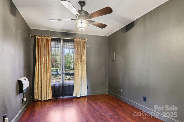 1749 Haywood Road, Hendersonville, NC 28791