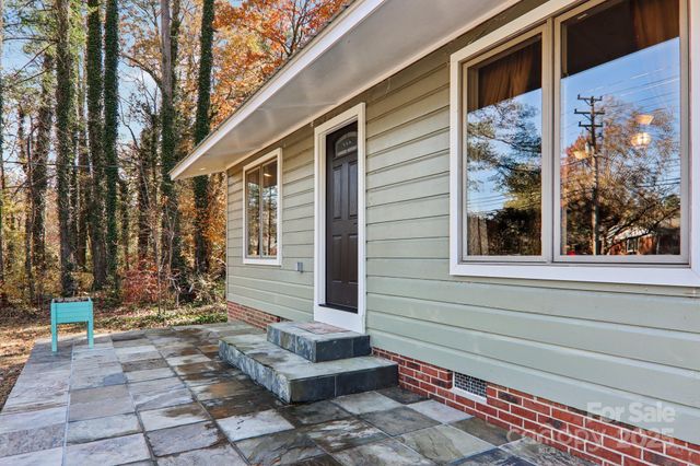 1749 Haywood Road, Hendersonville, NC 28791