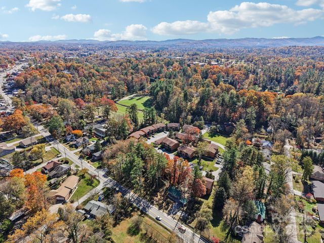 1749 Haywood Road, Hendersonville, NC 28791