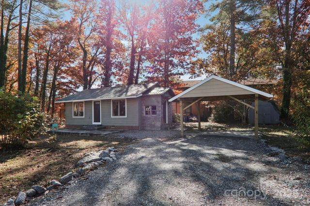 1749 Haywood Road, Hendersonville, NC 28791