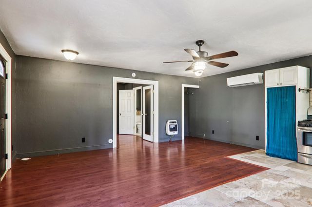 1749 Haywood Road, Hendersonville, NC 28791