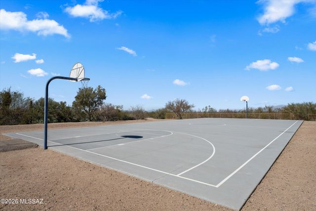 8801 E Canyon Walnut Way, Vail, AZ 85641