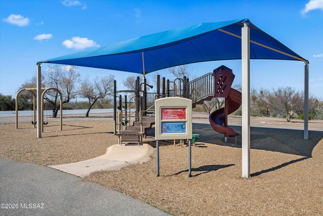 8801 E Canyon Walnut Way, Vail, AZ 85641