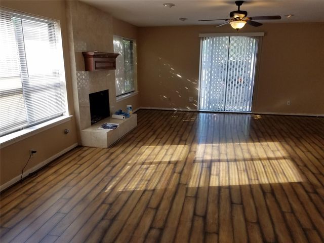 15526 Rio Plaza Drive, Houston, TX 77083
