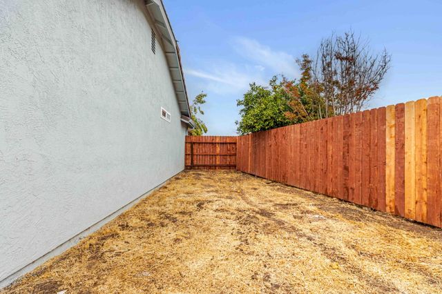 5005 Durley Dr, Salida, CA 95368