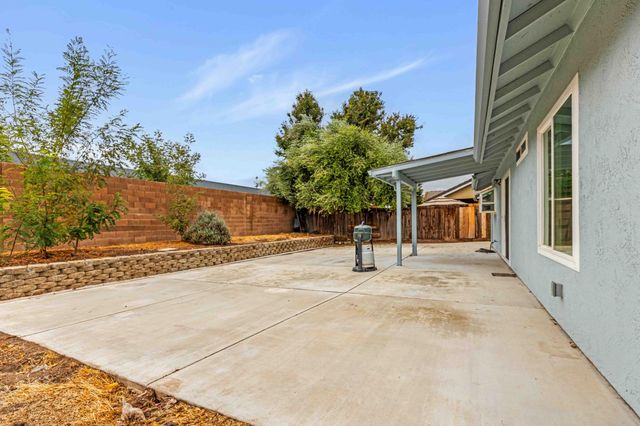 5005 Durley Dr, Salida, CA 95368