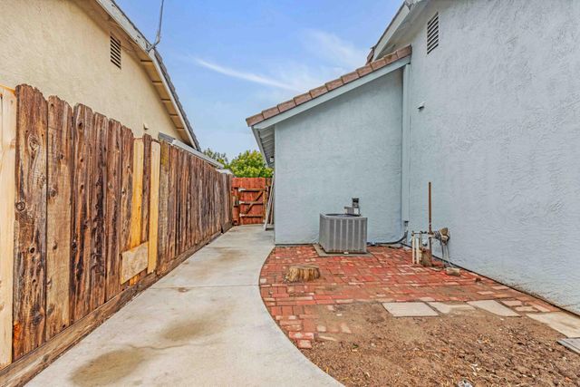 5005 Durley Dr, Salida, CA 95368