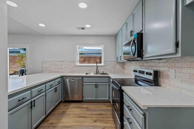 5005 Durley Dr, Salida, CA 95368