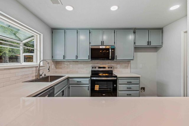 5005 Durley Dr, Salida, CA 95368