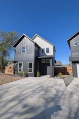 2220 Yellow Jacket LN 2, Austin, TX 78741