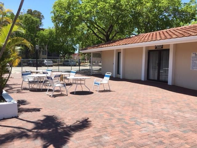 4154 Inverrary Drive 407, Lauderhill, FL 33319