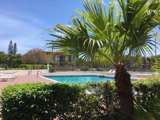 4154 Inverrary Drive 407, Lauderhill, FL 33319