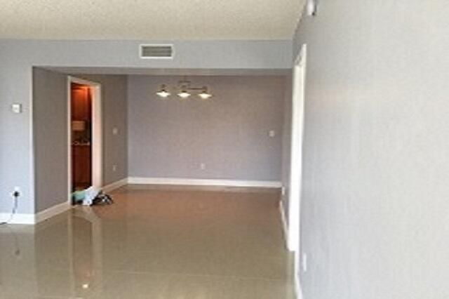 4154 Inverrary Drive 407, Lauderhill, FL 33319