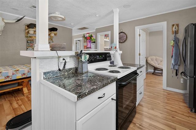 11601 Slaughterville Road, Lexington, OK 73051