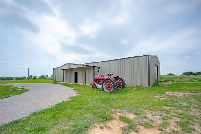 11601 Slaughterville Road, Lexington, OK 73051