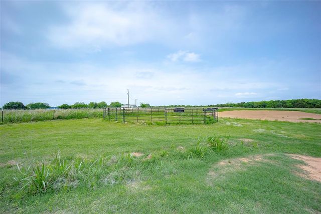 11601 Slaughterville Road, Lexington, OK 73051