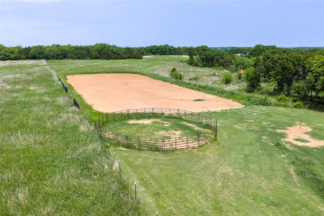 11601 Slaughterville Road, Lexington, OK 73051