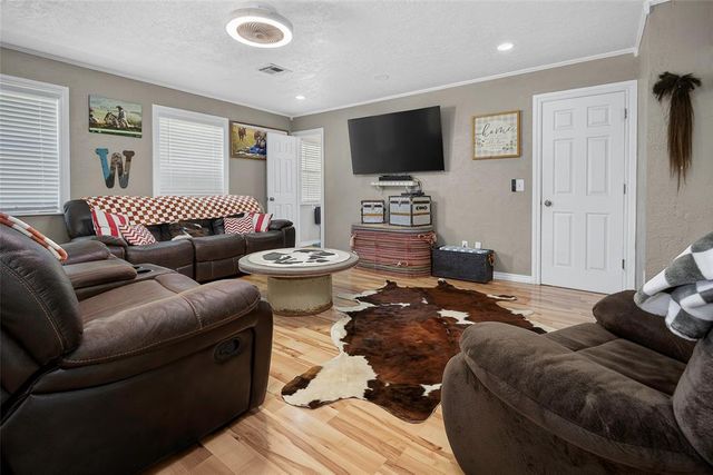 11601 Slaughterville Road, Lexington, OK 73051